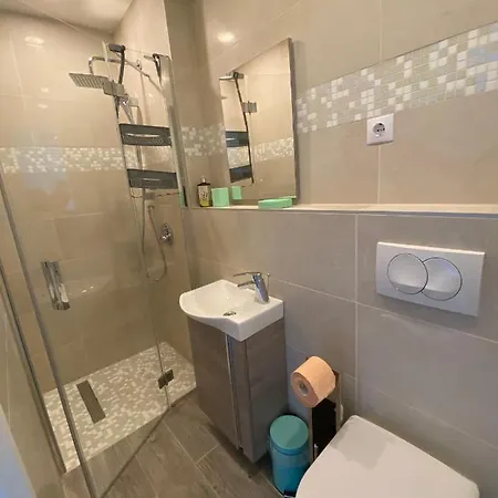 Appartamento Beach House - With Heated Pool *
